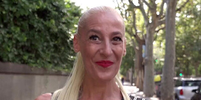 Amateur MILF Yelena Vera agrees to fuck on the camera for cash