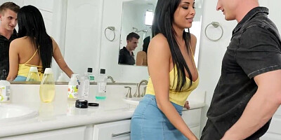 Stepmom You Shouldnt Be In My Room - Anissa Kate