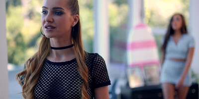 SLAYED Sizzling pair Vanna & Little Dragon devour eachother