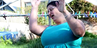 Chesty Mom Gives Blowjob Good Touching Step Son