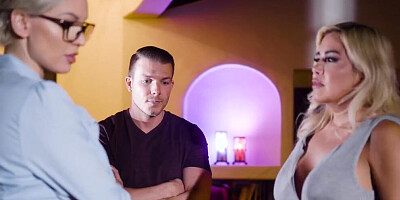 Kenzie Taylor & Caitlin Bell are sharing lucky fellow in 3some