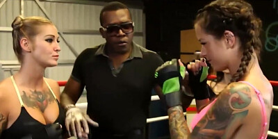 Ronda Arouse me UFC Lesbian Facesitting