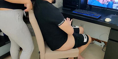 Mature stepmother jerks off her stepson while watching porn