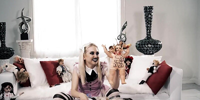 Chloe Cherry & Angel are enjoying in a hardcore pussy drilling