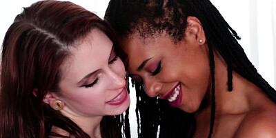 Black girl explores the asshole of her lesbian lover