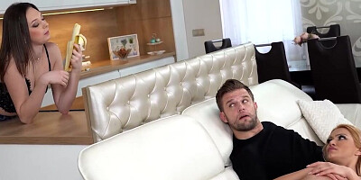 While dude fucks one girl the other one is playing with his ass