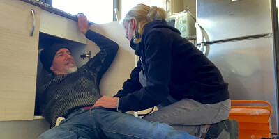 BLOWJOB TO THE PLUMBER IN MY KITCHEN - HOT WIFE