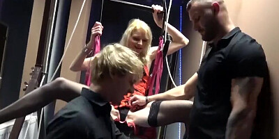 Mom tries out her first Bisex Threesome