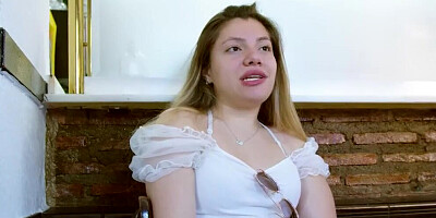 Meeting Jacky Blondie: An amateur Spanish babe that wants to become a pornstar at FAKings!