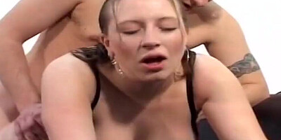 Fame Fantasies - Is Lauren bovvered?