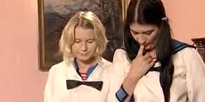 Two lady was bashed by cane