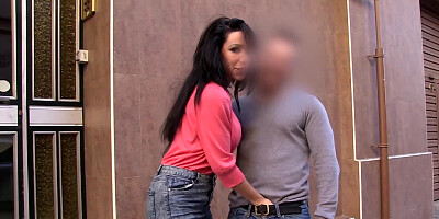 Busty brunette babe Suhaila Hard gives a nice blowjob