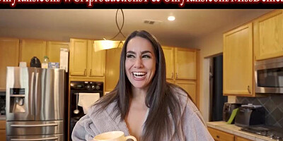 Fucking Stepmom In The Closet While Step Dad’s In The Shower