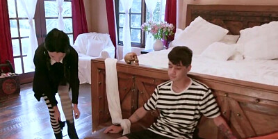 Family Strokes - Addams Family Celebrates Halloween By Having A Hot Fuck Undead Orgy Sex