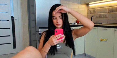 Busty camgirl is showing off her big tits before giving a blowjob