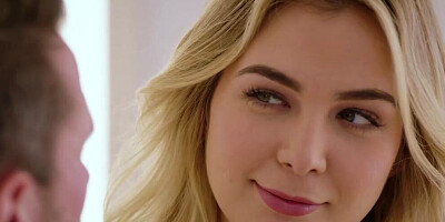 Breathtaking blonde with a perfect body has her pink pussy stuffed