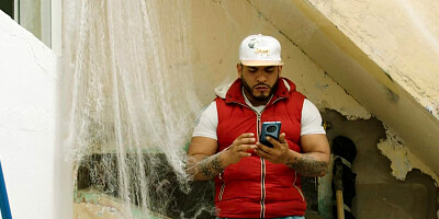 Boy from the hood is banging this fine Ebony babe with huge ass