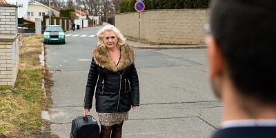 Curvy boss lady blows her worker and sits on his hard cock