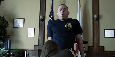 Police officer is banging this hot secretary at the station