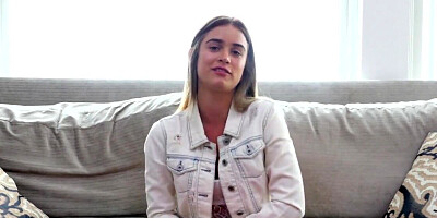 Porn agent fucks Pamela Morrison at casting