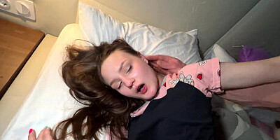 STEPSISTER MAKES STEPBROTHER’S COCK EXPLODE