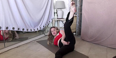 Slutty stepmom gets fucked doing yoga