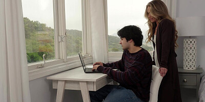 Hardcore fuck with fit MILF Athena Anderson helps young guy to prepare for the finals — OopsFamily