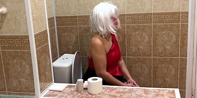 I approached mature milf when she was sitting on the toilet and persuaded her to show tits and anal sex