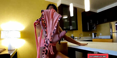 Gifted man spreads that brunette and fucks her to the balls