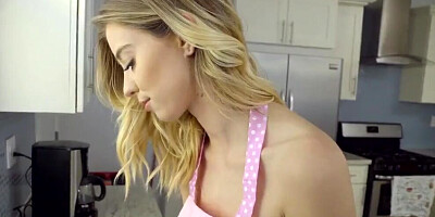 Seductive Haley Reed Tries Anal Sex With Stepdad In Kitchen!