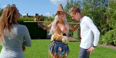 Big tits on Brooklyn Blue are shaking as she rides Danny D