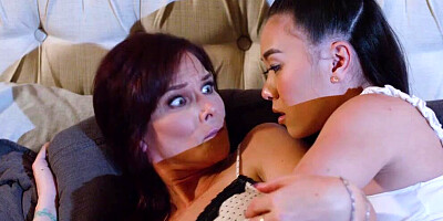 Kimmy and Syren gets sensual and had erotic sex