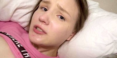 STEP SISTER CAN'T SLEEP WITHOUT FAVORITE STEP BROTHER'S COCK