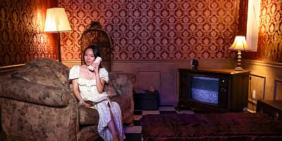 Two horny dudes are fucking lovely babe in hardcore 3some