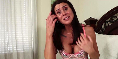 Masturbating momma rewards him with a sexy surprise
