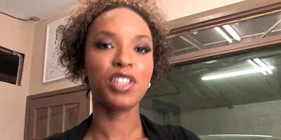 Black MILF maid in a threesome pleases two white southern dicks