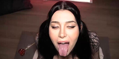 GORGEOUS GIRL ASKING FOR a CUMSHOT