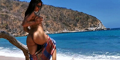 Girl cums on a nudist beach