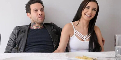 Inked stud is treating a hot lady Jade Ambers with pussy eating and hard banging