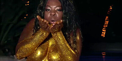 Thicc ebony stripper Rylee Foxxx loves white cock