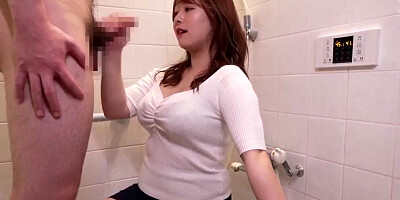 Round ass Asian babe Marina Shiraishi is riding dude's pecker