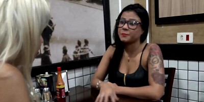 Loupan Comendo A Amiga Da Mulher