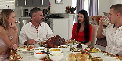 FamilySwapXXX: Everything Goes Wrong For Thanksgiving - S4:E2 on PornHD
