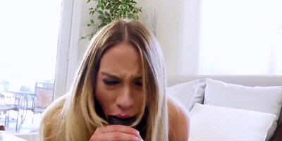 Blonde hitchhiker is more than willing to pay for her ride with a blowjob