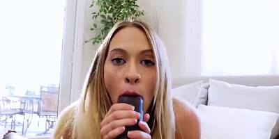 Blonde hitchhiker is more than willing to pay for her ride with a blowjob