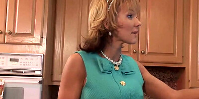 Nikki Sexx Tied Up And Has Her Pussy Brutalized In Her Kitchen