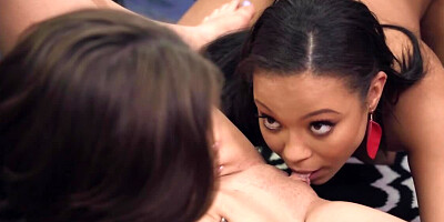 White lady wants to relax her black friend with pussy licking