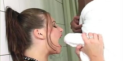 Dark-Hued Spunk For Warm Lips Jessica Fiorentino