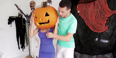 Mom Loves to Fuck on Halloween- Tia Cyrus