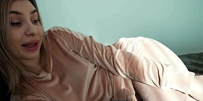 Step Sister Plays Truth Or Dare With Step Bro And Didn't Expect Such A Challange